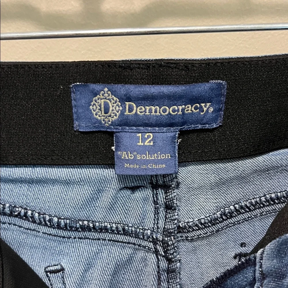 Democracy Blue Women's Jeans - Picture 2 of 4